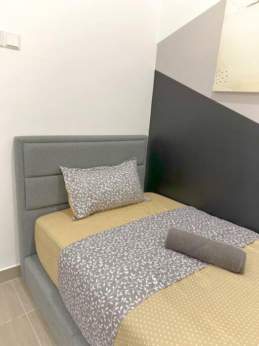 Netflix Two Bedroom Troika Kota Bharu Homestay 118 Exterior photo