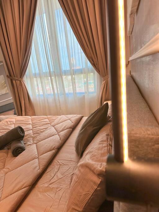 Netflix Two Bedroom Troika Kota Bharu Homestay 118 Exterior photo