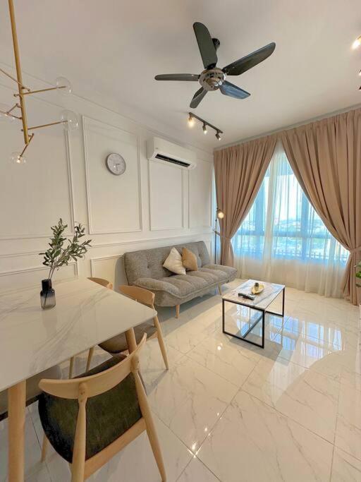 Netflix Two Bedroom Troika Kota Bharu Homestay 118 Exterior photo