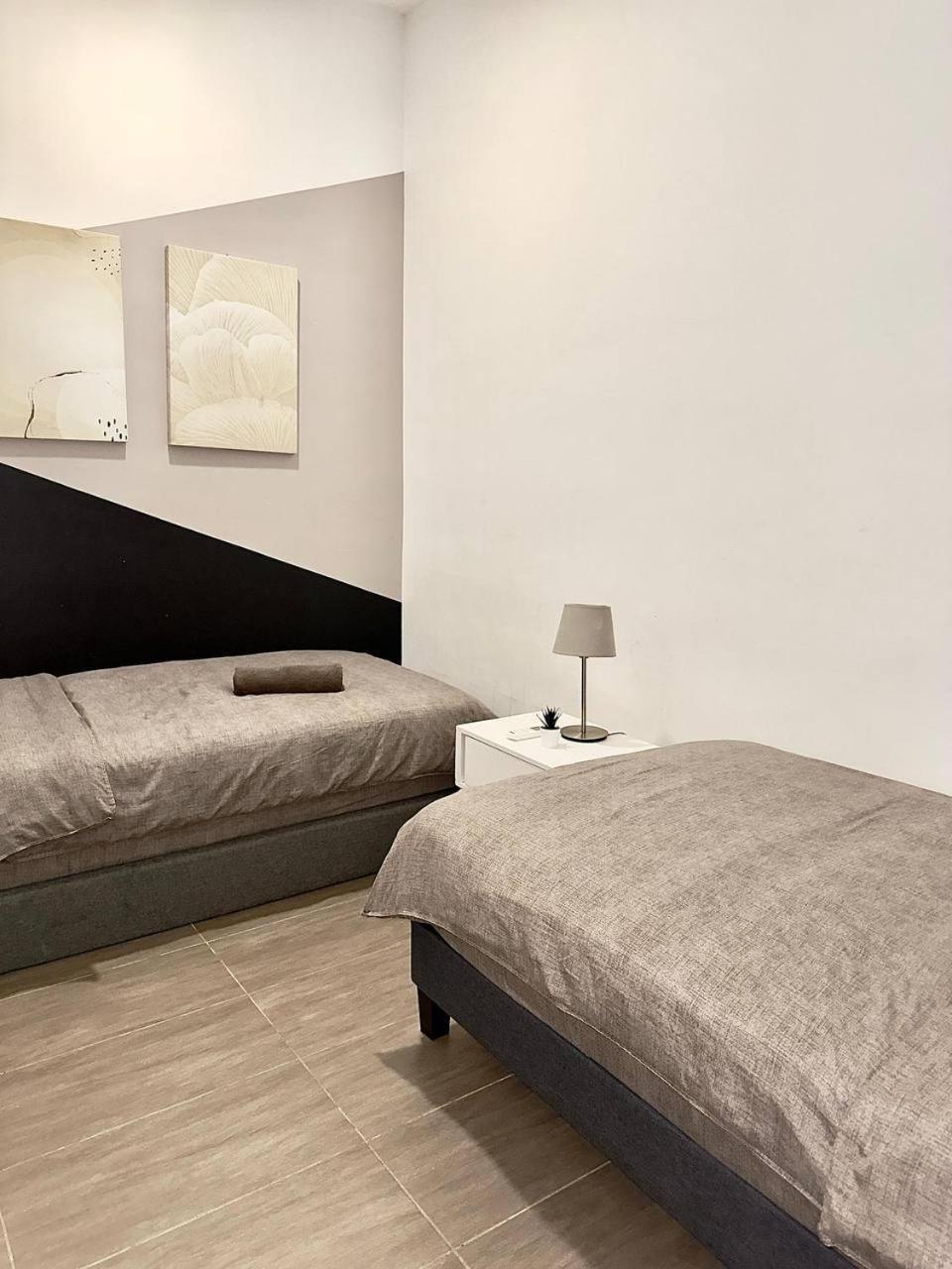 Netflix Two Bedroom Troika Kota Bharu Homestay 118 Exterior photo